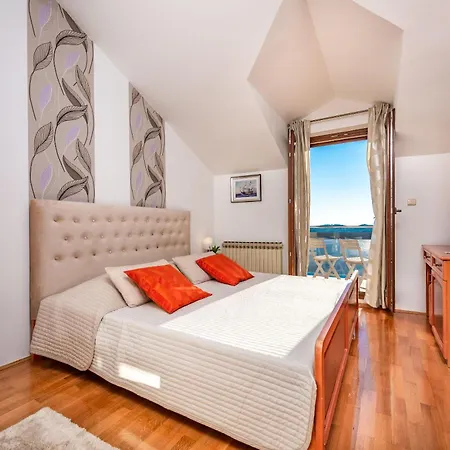 House Sunce * Orasac